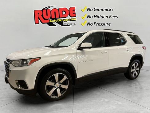 Used 2020 Chevrolet Traverse LT w/ LT Premium Package image 1