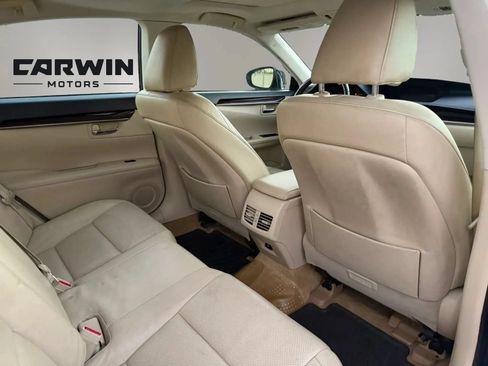 Used 2013 Lexus ES 350 w/ Luxury Pkg FWD image 29