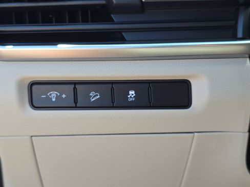 Certified 2024 Kia Telluride S w/ S Sunroof Package AWD/4WD image 30