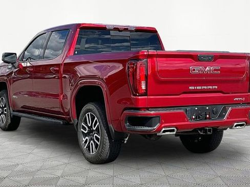 Used 2024 GMC Sierra 1500 AT4 w/ Technology Package AWD/4WD image 4