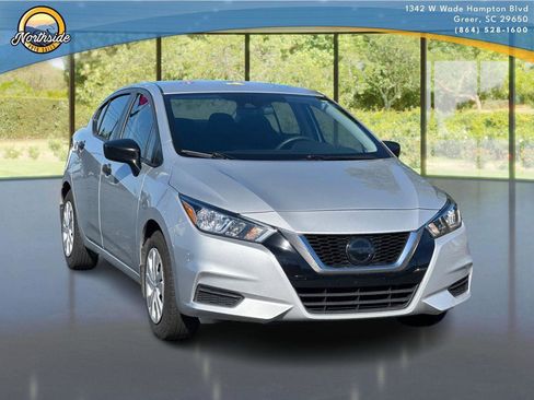 Used 2021 Nissan Versa S FWD image 7
