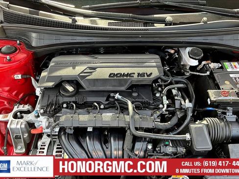 Used 2022 Hyundai Elantra SEL image 28