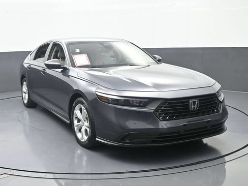 Used 2024 Honda Accord LX image 9
