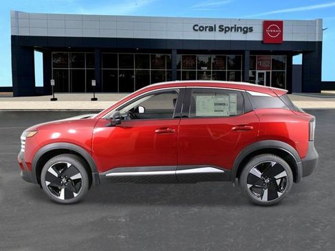 New 2026 Nissan Kicks SR image 2