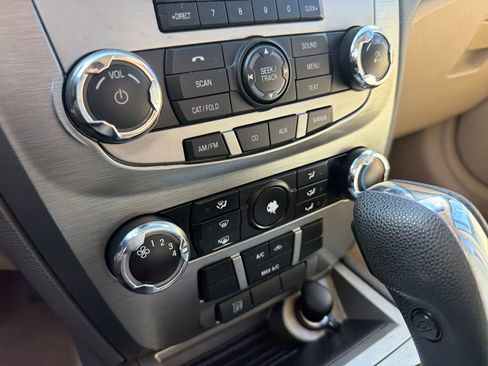 Used 2012 Ford Fusion SE image 30