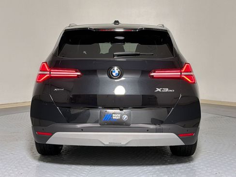 Used 2025 BMW X3 xDrive30 w/ Convenience Package AWD/4WD image 9