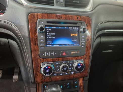 Used 2014 Chevrolet Traverse LT FWD image 18