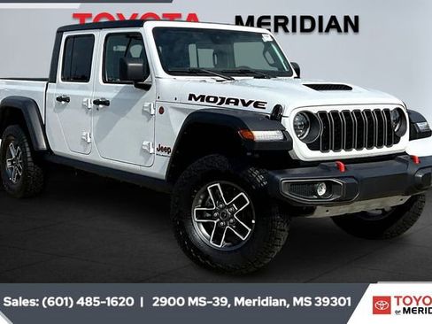 Used 2025 Jeep Gladiator Mojave image 1