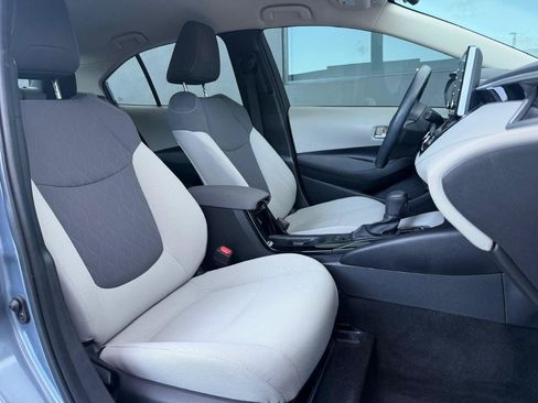 Used 2021 Toyota Corolla LE FWD image 18