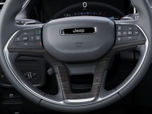 New 2026 Jeep Grand Cherokee L Limited w/ Luxury Tech Group II AWD/4WD image 19