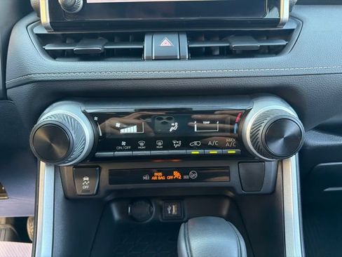 Certified 2023 Toyota RAV4 LE FWD image 23