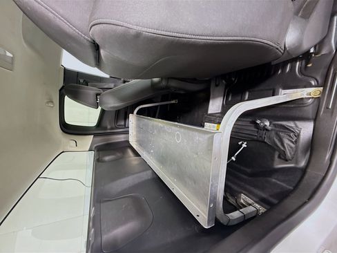 Used 2022 Chevrolet Colorado LT w/ Fleet Safety Package image 26