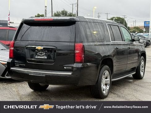 Used 2018 Chevrolet Suburban Premier RWD image 6