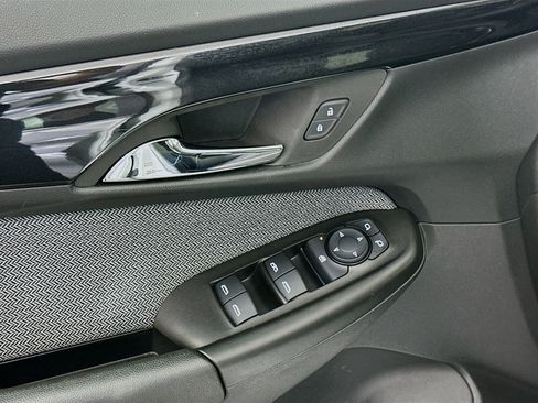 Used 2024 Chevrolet TrailBlazer LT image 15