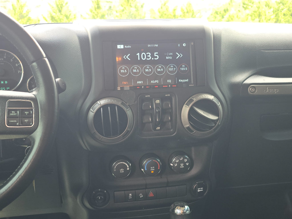 Used 2016 Jeep Wrangler Unlimited Sport w/ Quick Order Package 24S AWD/4WD image 16