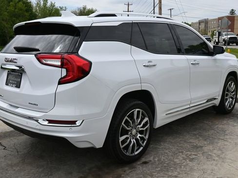Used 2023 GMC Terrain Denali AWD/4WD image 5