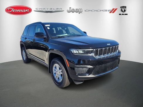 New 2025 Jeep Grand Cherokee Laredo w/ MOPAR Finishing Package RWD image 1