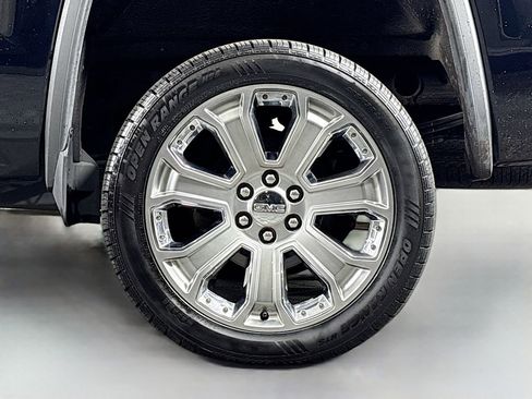 Used 2017 GMC Sierra 1500 Denali w/ Denali Ultimate Package image 36