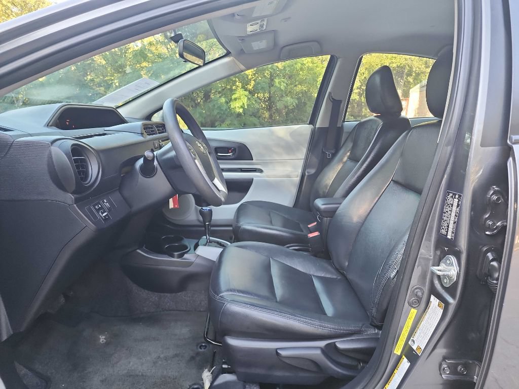 Used 2014 Toyota Prius C Two FWD image 12