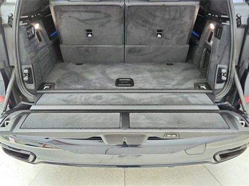 Used 2019 BMW X7 xDrive50i w/ M Sport Package image 14