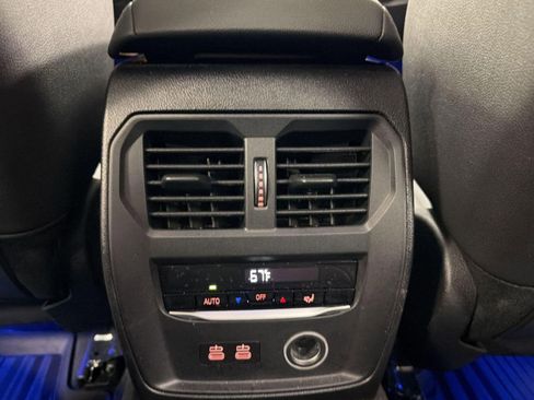 Used 2019 BMW 330i xDrive Sedan w/ Driving Assistance Package image 31