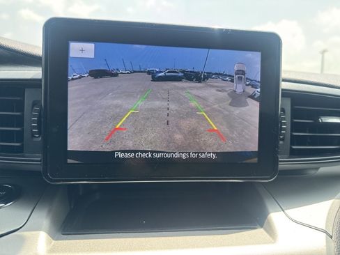 Used 2022 Ford Explorer XLT RWD image 47