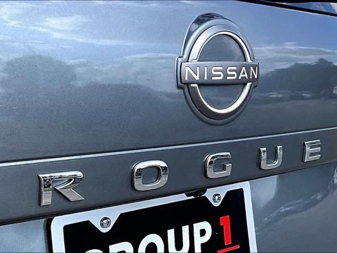 Used 2023 Nissan Rogue S FWD image 28