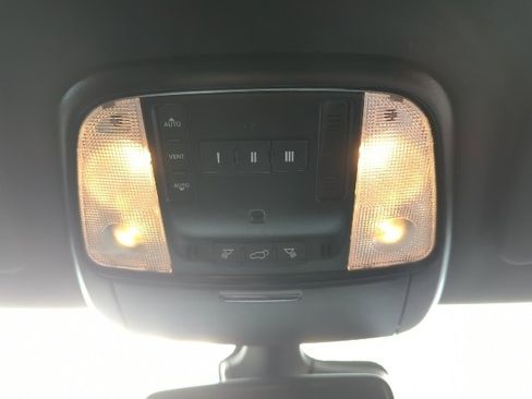 Certified 2023 Dodge Durango GT image 21