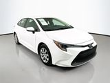 Used 2022 Toyota Corolla LE image 3