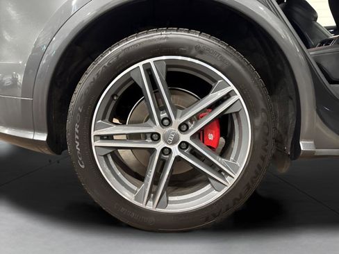 Used 2018 Audi SQ5 Prestige w/ Prestige Package image 13