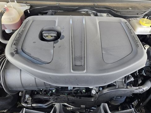 Used 2025 RAM 1500 Laramie w/ Sport Appearance Package image 31