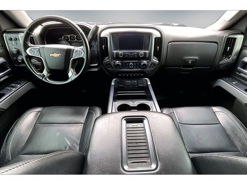 Used 2017 Chevrolet Silverado 1500 LTZ image 8