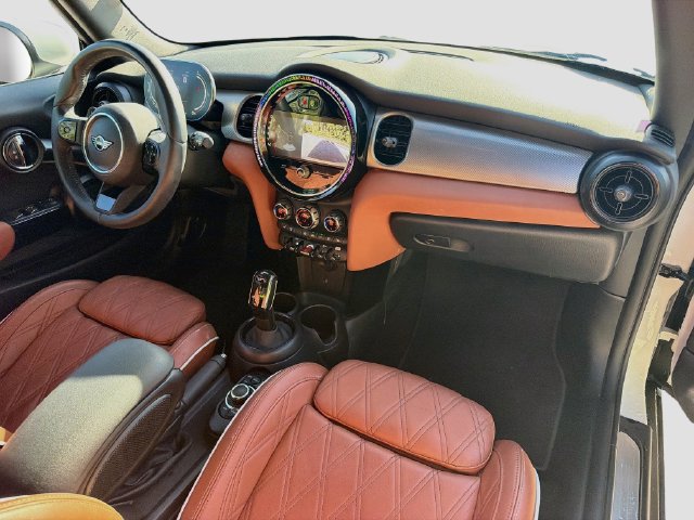 Used 2024 MINI Cooper S w/ Signature Upholstery Package FWD image 13