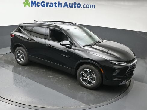 New 2026 Chevrolet Blazer LT w/ Convenience Package AWD/4WD image 3