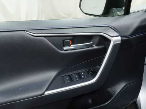 Used 2019 Toyota RAV4 XSE w/ Carpet Mat Package AWD/4WD image 24