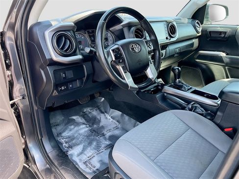 Used 2023 Toyota Tacoma SR5 image 9