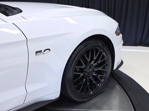 Used 2020 Ford Mustang GT Premium w/ GT Performance Package RWD image 6