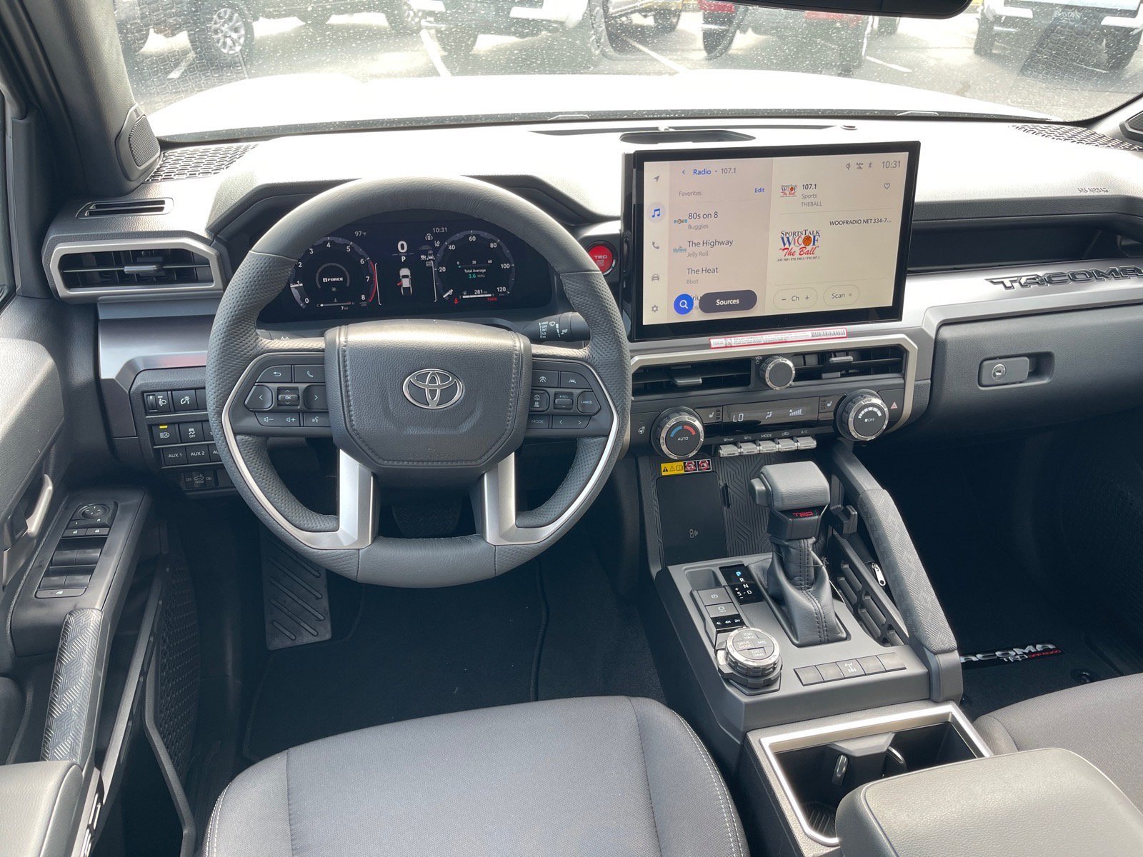 New 2026 Toyota Tacoma TRD Off-Road w/ TRD Off Road Upgrade Package AWD/4WD image 4