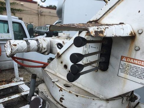 Used 2001 Chevrolet Silverado 3500 2WD Regular Cab HD image 10