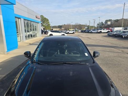 Used 2025 Buick Envista Sport Touring image 46