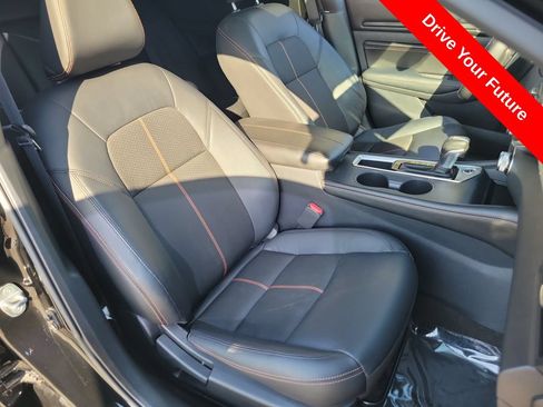 Used 2022 Nissan Altima 2.5 SR w/ Midnight Edition Package FWD image 22