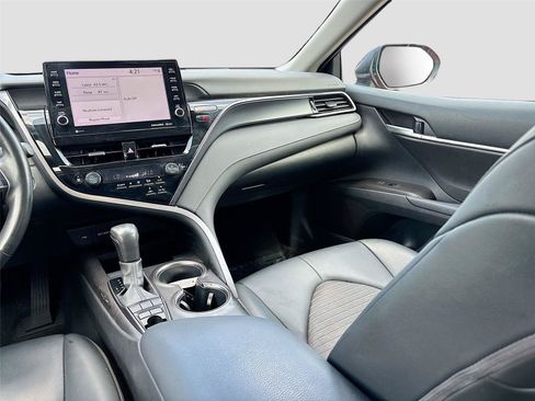 Used 2024 Toyota Camry SE w/ Audio Upgrade Package FWD image 22