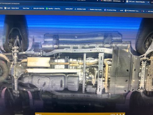 Used 2021 Ford F150 Lariat image 6