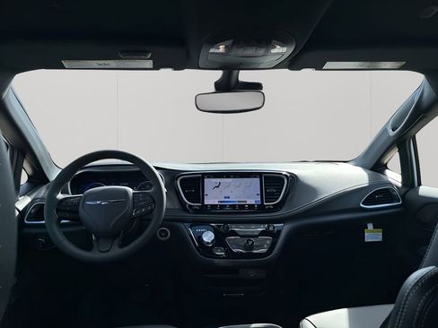 New 2026 Chrysler Pacifica Select w/ S Appearance Package FWD image 24
