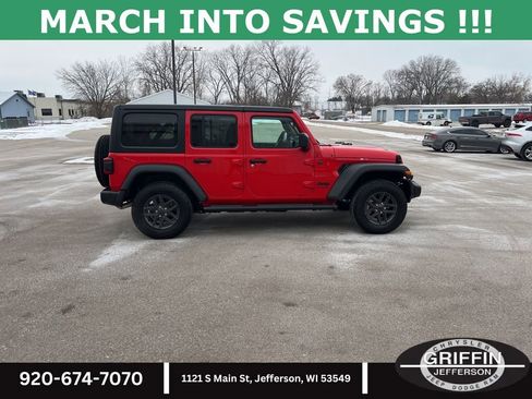 Used 2024 Jeep Wrangler Sport S image 6