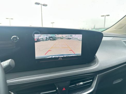 Used 2025 Buick Encore GX Preferred image 17