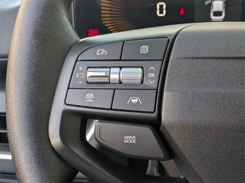 Used 2025 Kia K4 LXS image 25