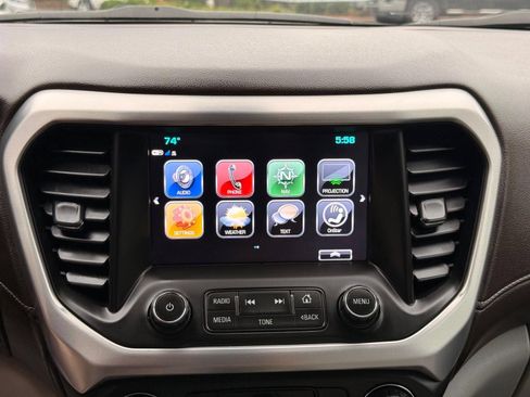 Used 2018 GMC Acadia SLT w/ LPO, Floor Liner Package FWD image 42