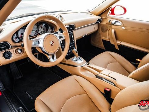 Used 2011 Porsche 911 Carrera 4S image 2