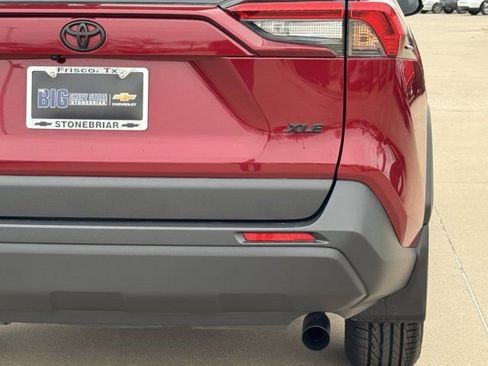 Used 2025 Toyota RAV4 XLE Premium image 7